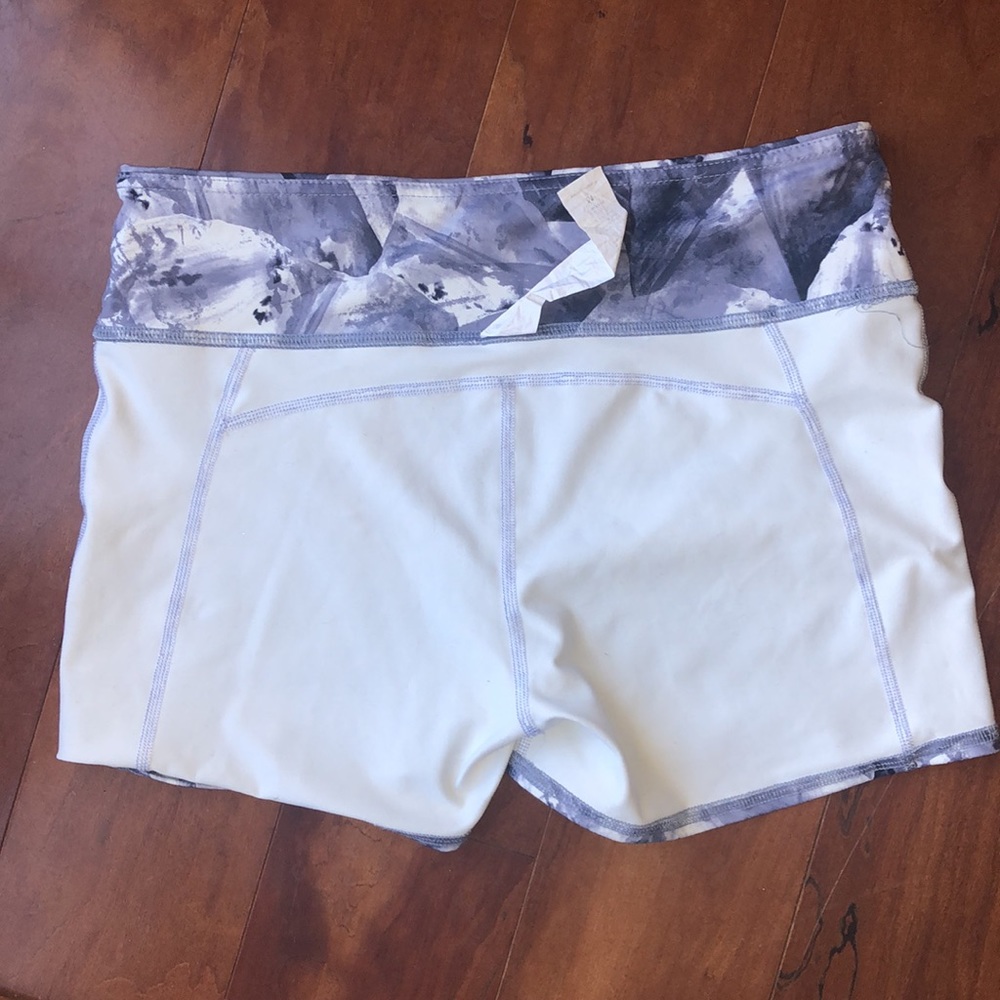 Fabletics Compression Shorts, Size Medium - image 6